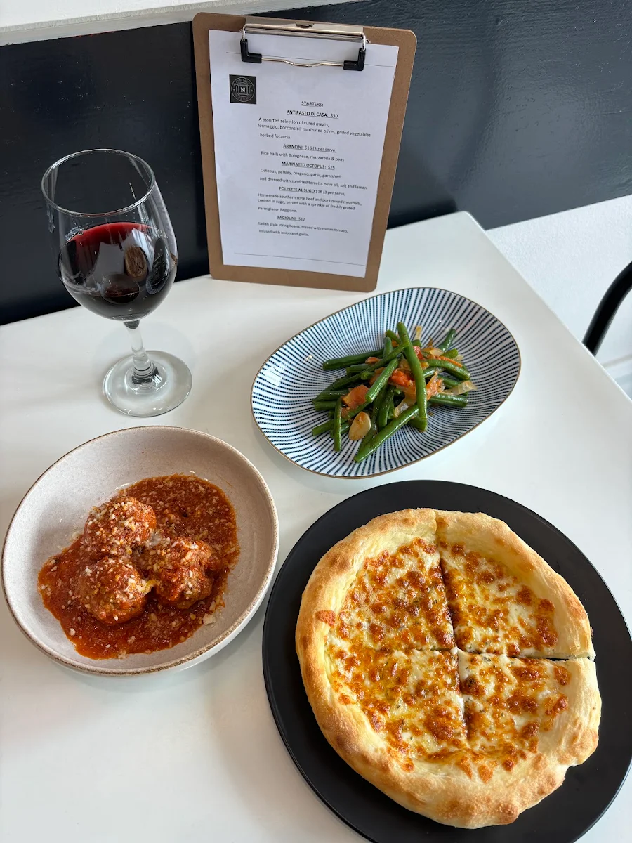 Menu, Nonno's Pizzeria