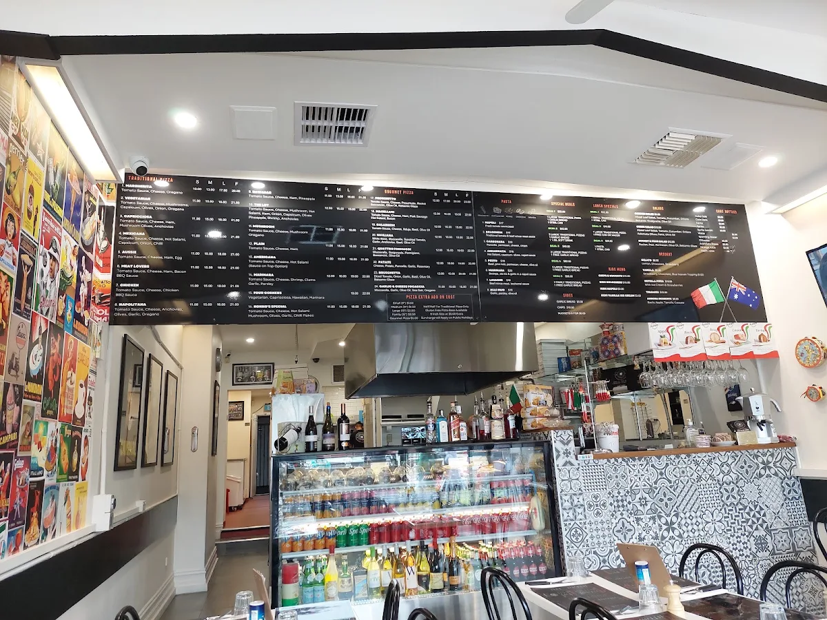 Vibe, Nonno's Pizzeria