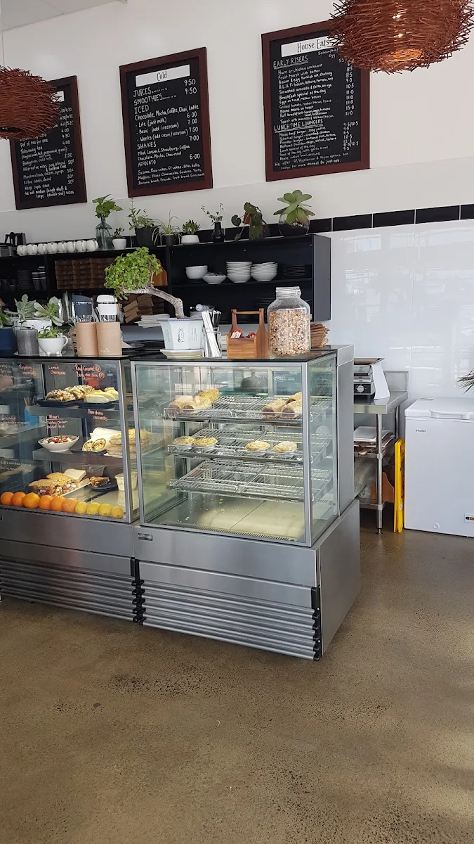 Vibe, Magpie Coffee Cafe
