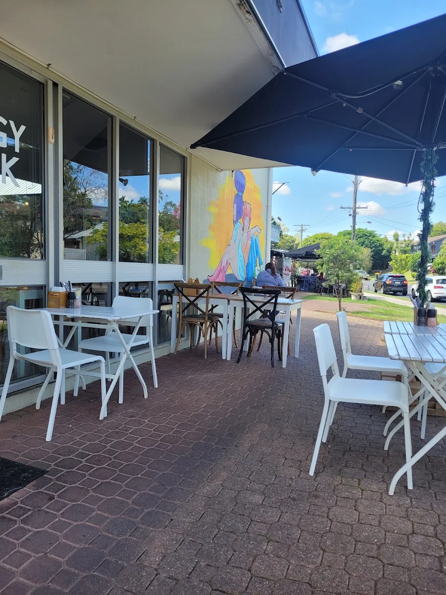 Vibe, Piggy Back Cafe