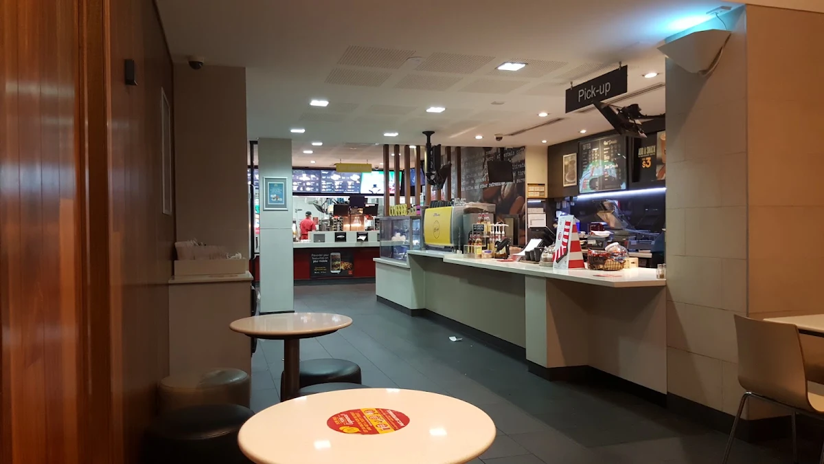 Vibe, McDonald's Robina Central