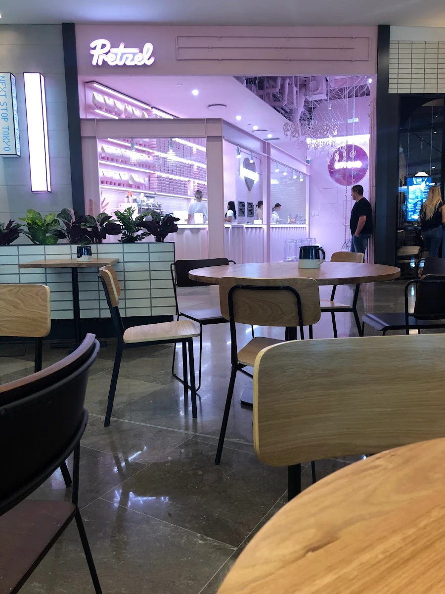 Vibe, Pretzel Westfield Carousel Shopping Centre