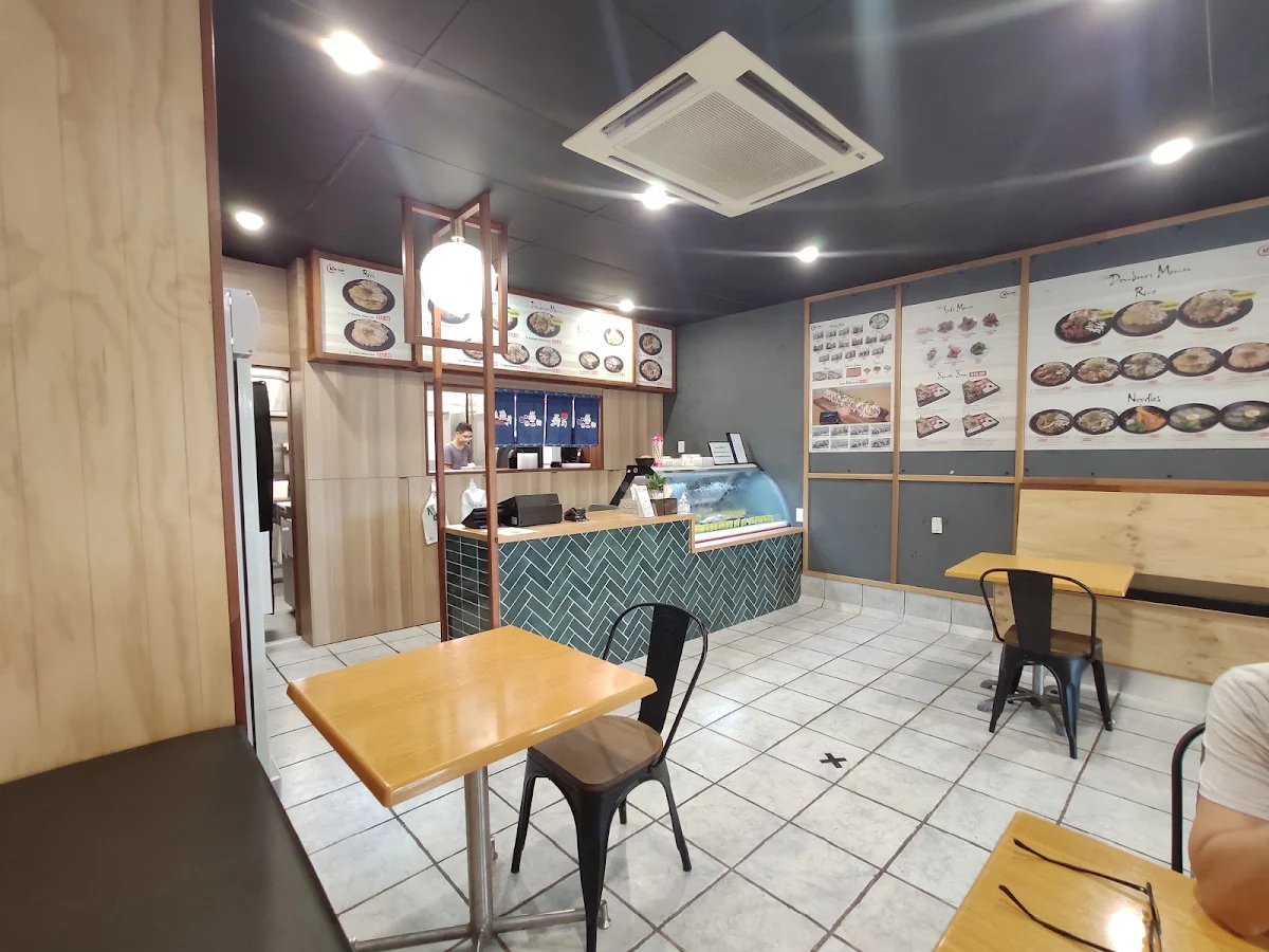 Vibe, Ushi Sushi