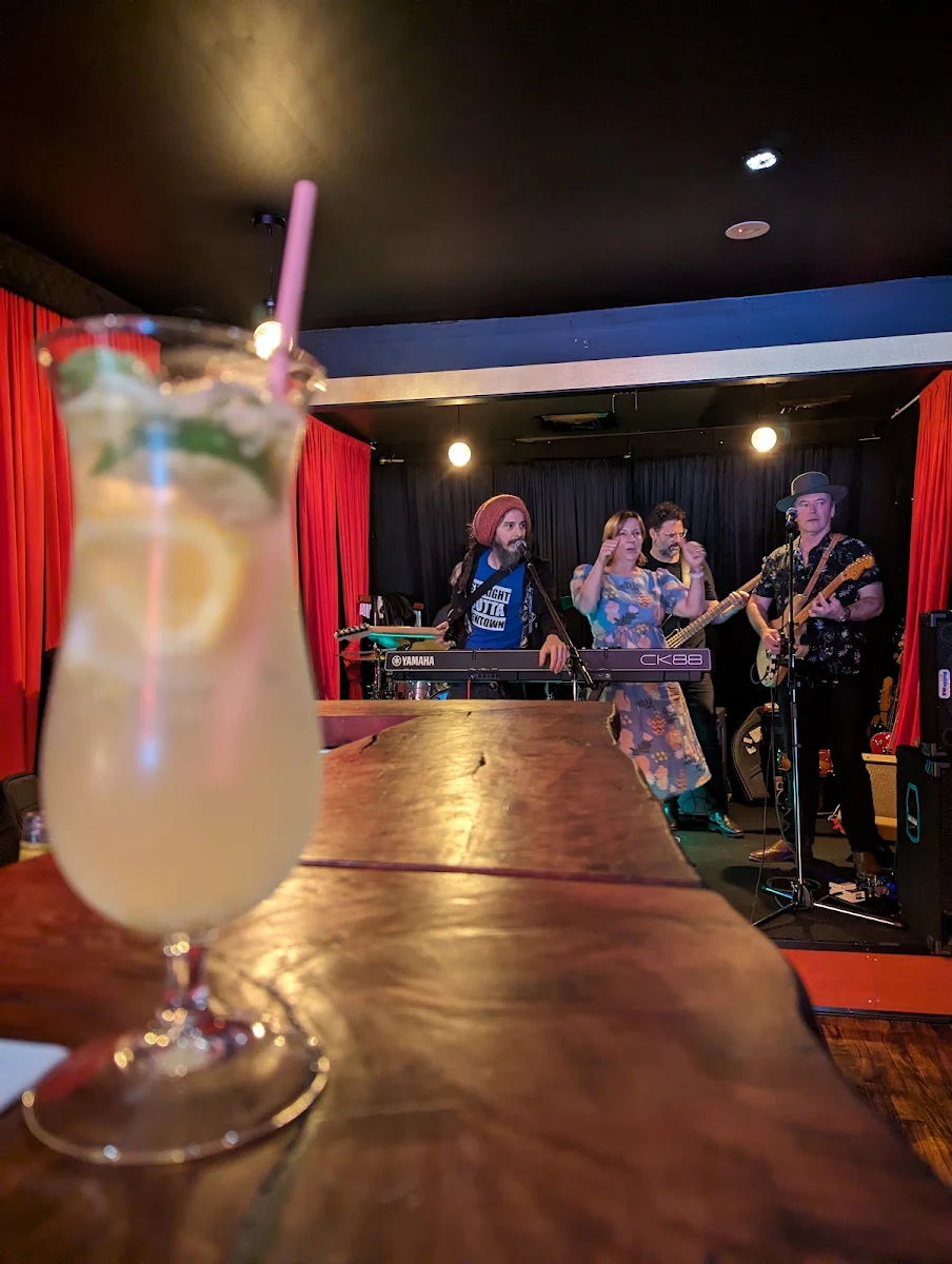 Food & drink, 185bar