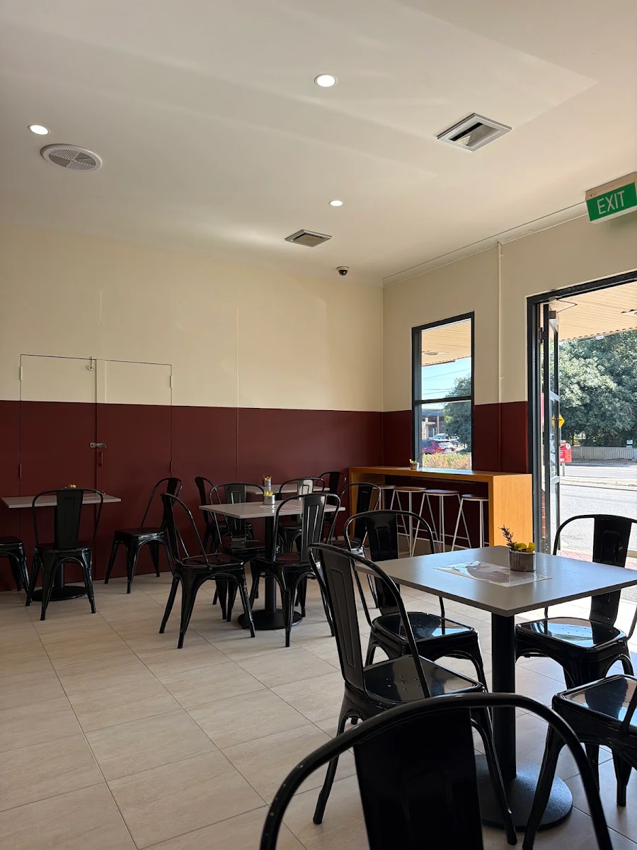 Vibe, Cafe 333 Perth