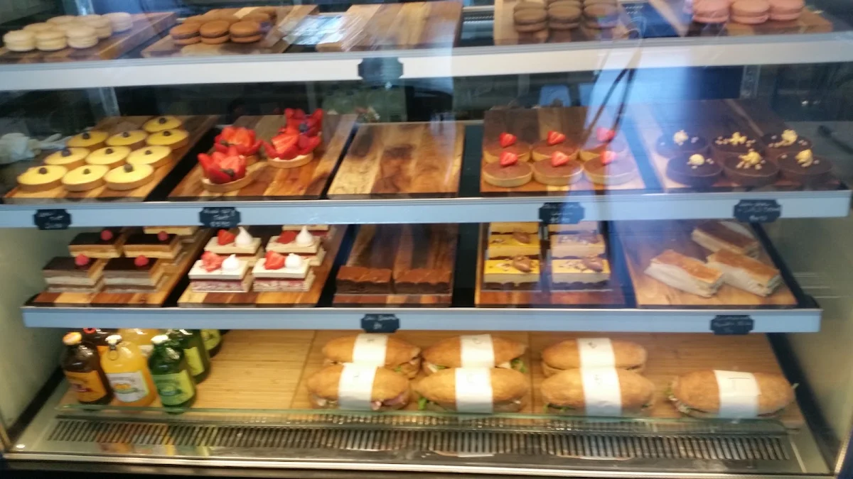Vibe, Baked Patisserie