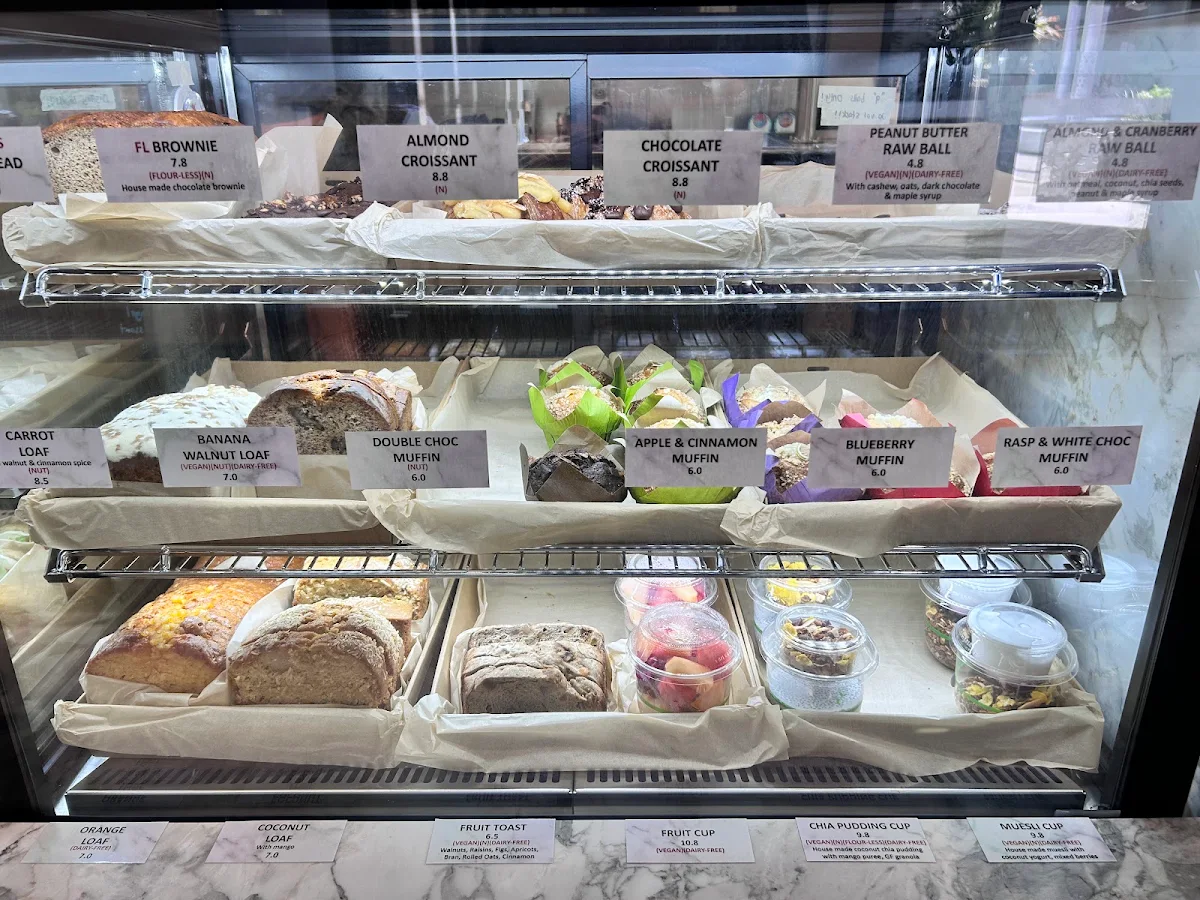 Vibe, La Veen Coffee - Exchange Lounge