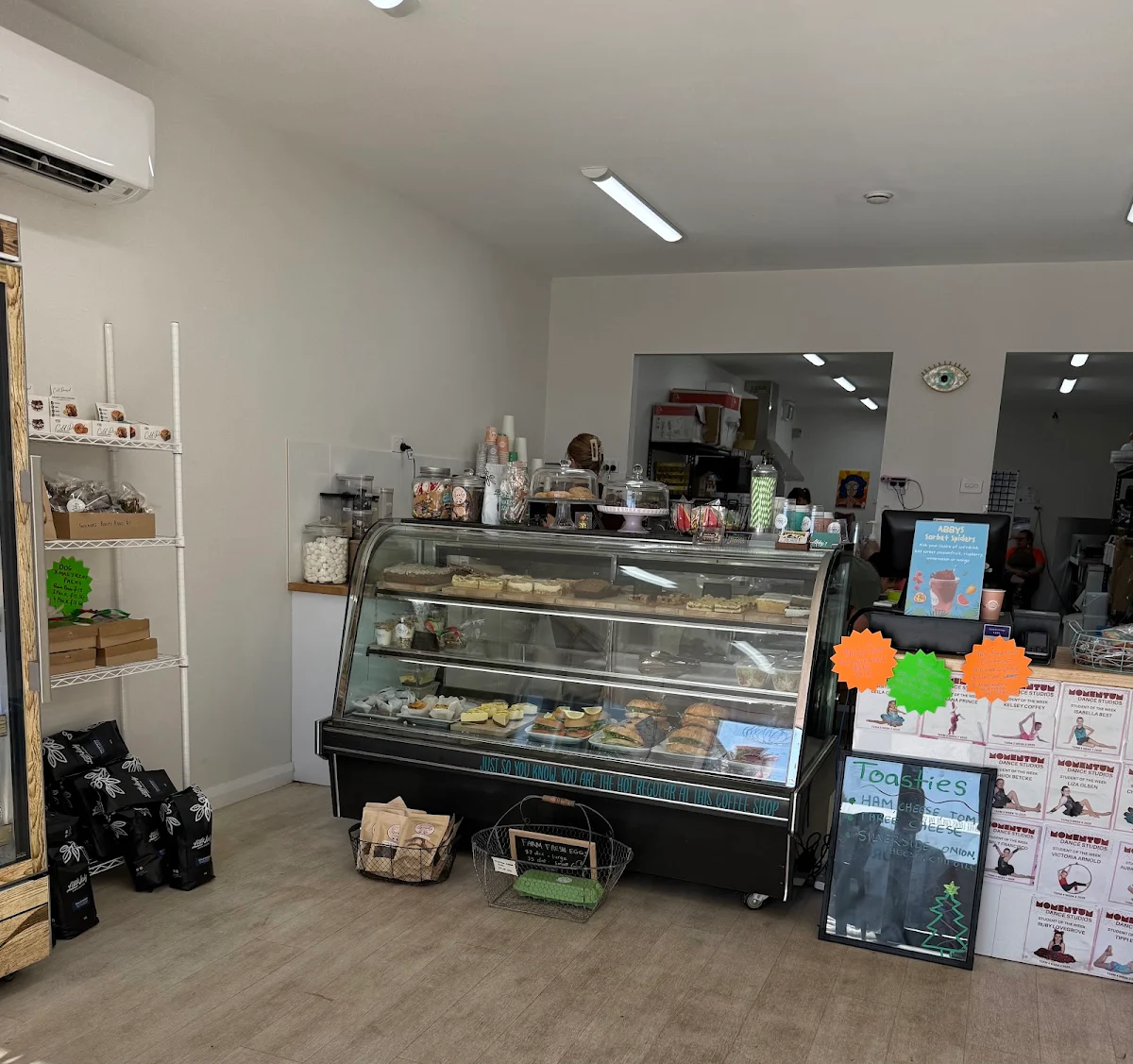 Vibe, Abby's Cobar