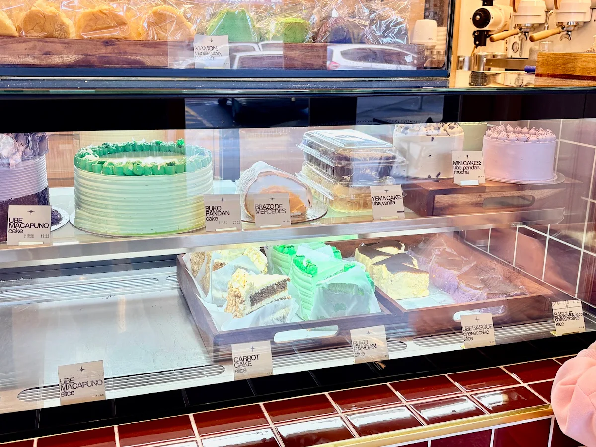 Vibe, Starlight Bakery