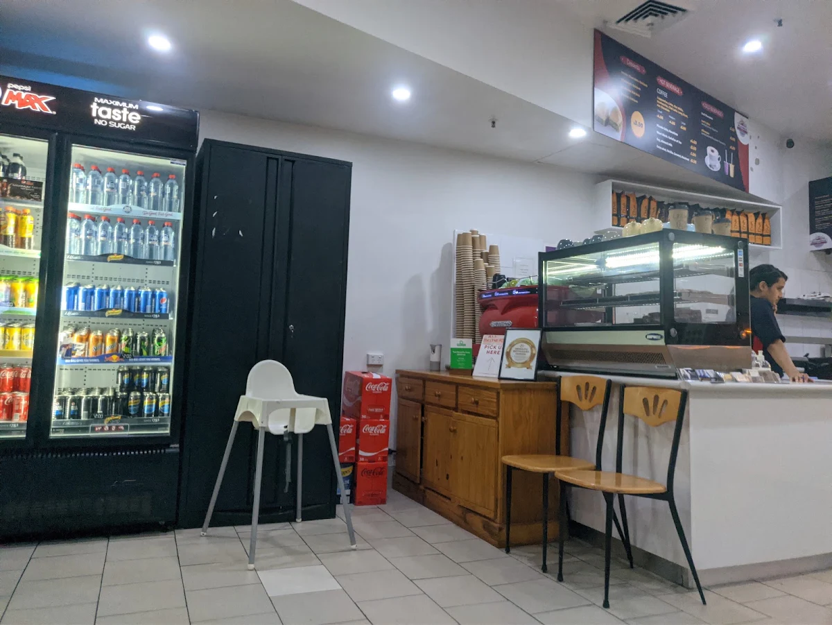 Vibe, Hills Grills Riverstone
