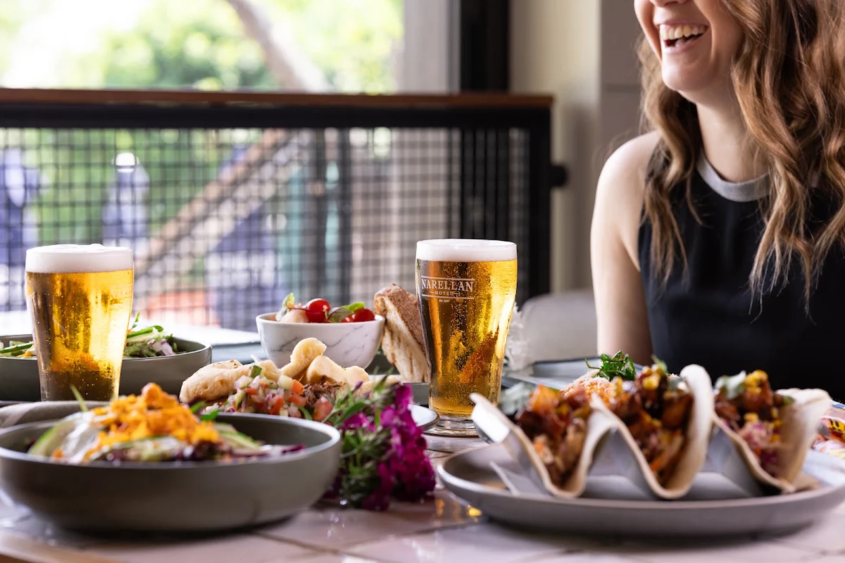 Food & drink, Narellan Hotel