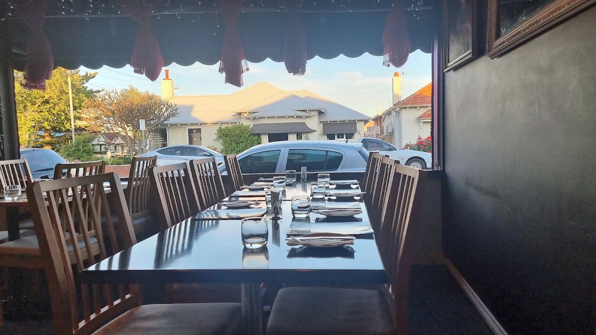 Vibe, Jo’s Curry House