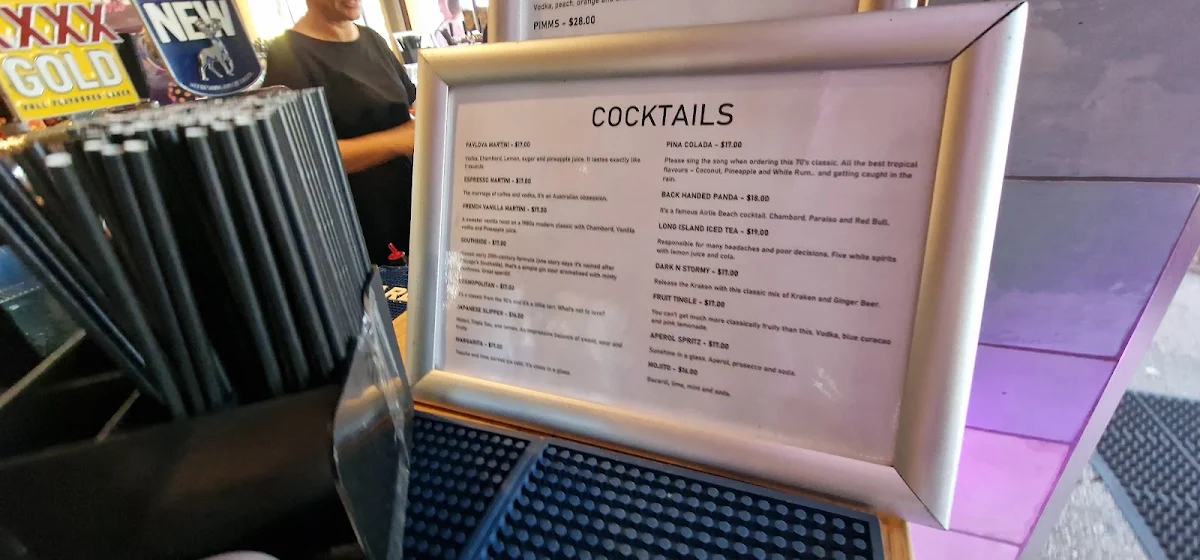 Menu, Magnums Hotel