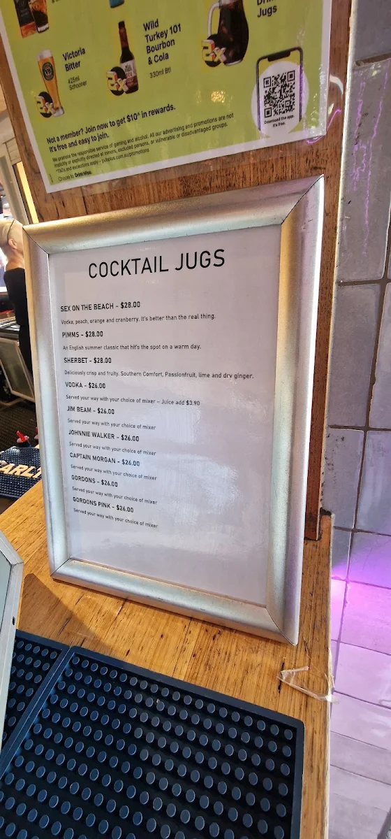 Menu, Magnums Hotel