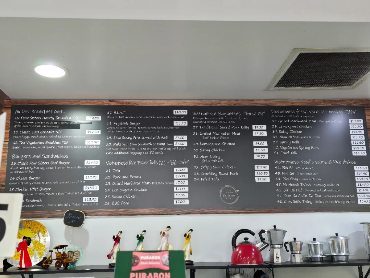 Menu, Four Sisters on Lang