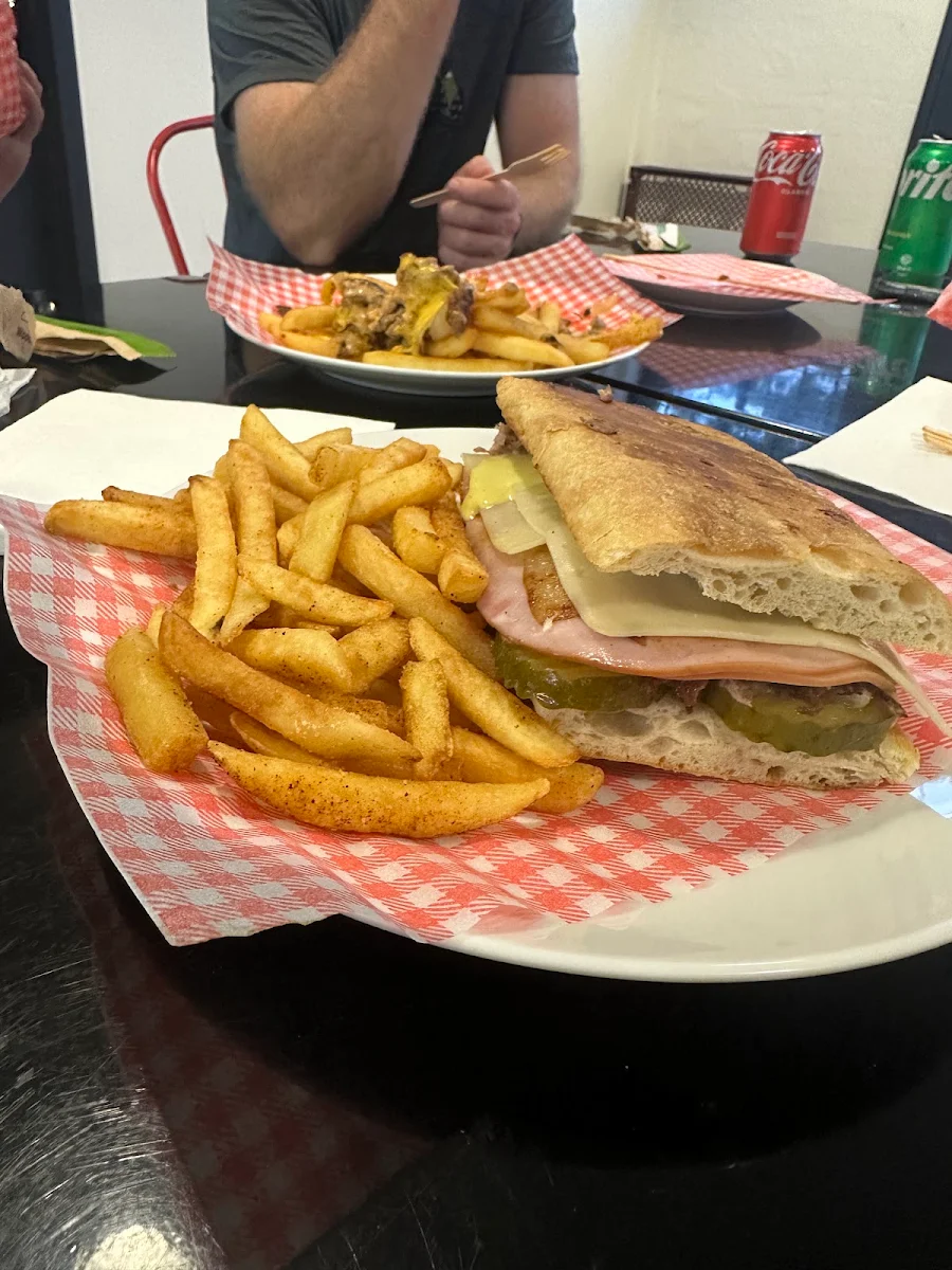 Food & drink, The Fat American