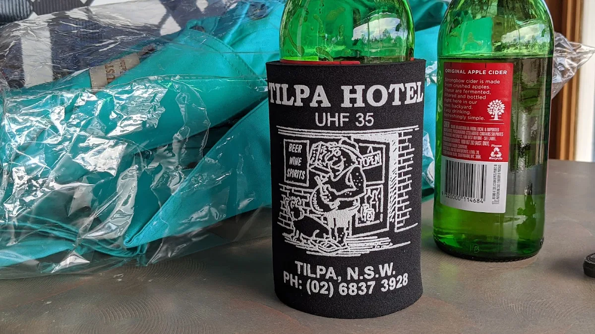 Food & drink, Tilpa Hotel