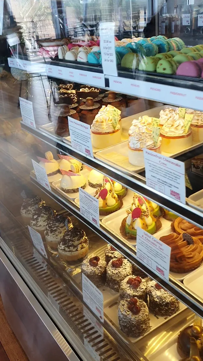 Vibe, Sabor Dessert Bar