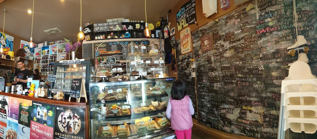 Vibe, Cuppashack Coffee Lounge