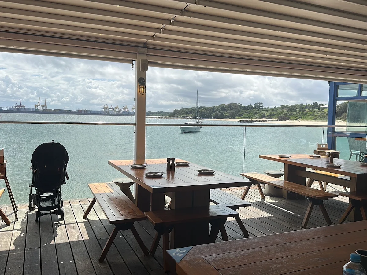 Vibe, The Boatshed La Perouse