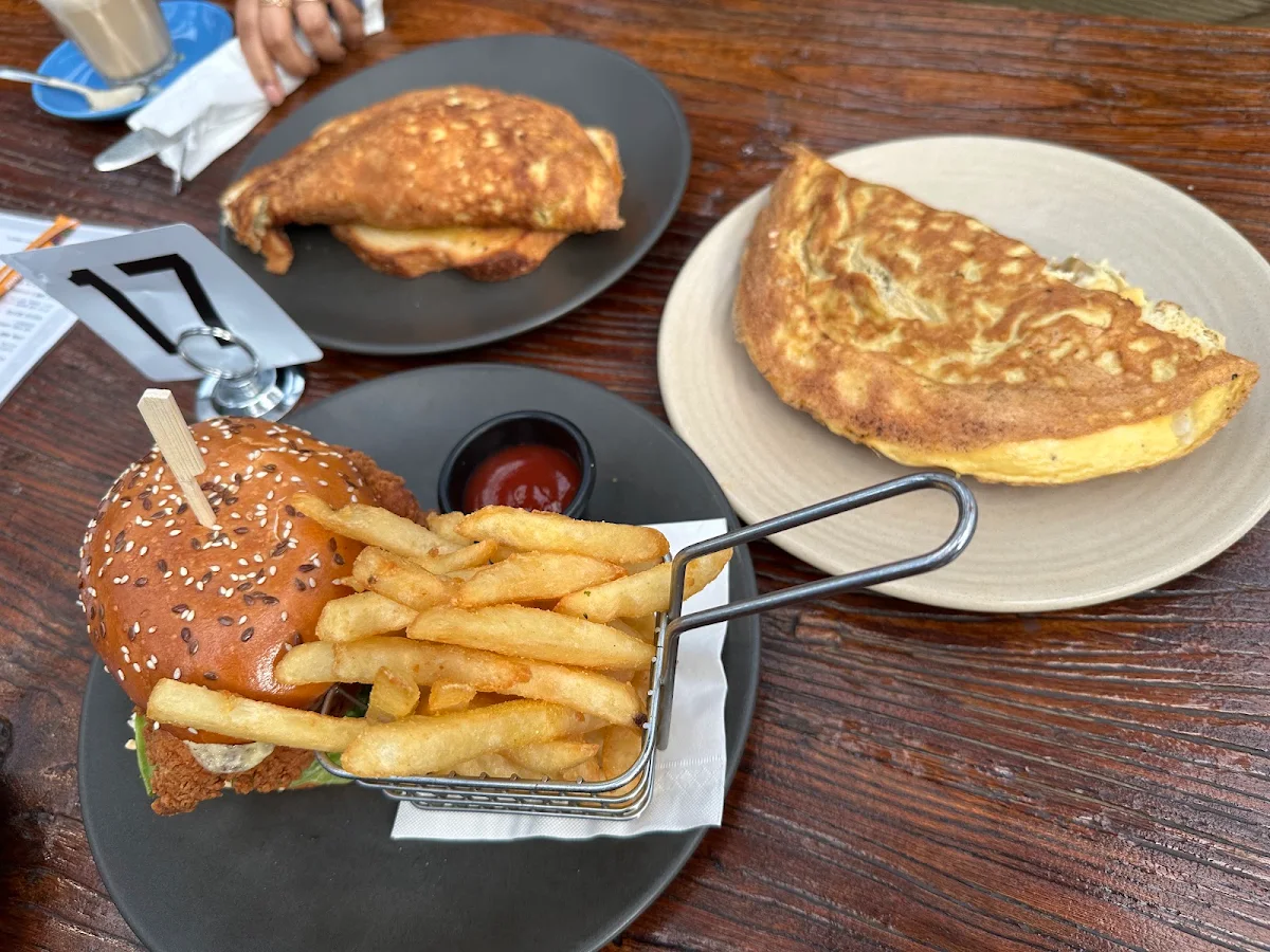Food & drink, Lokal Cafe 3030