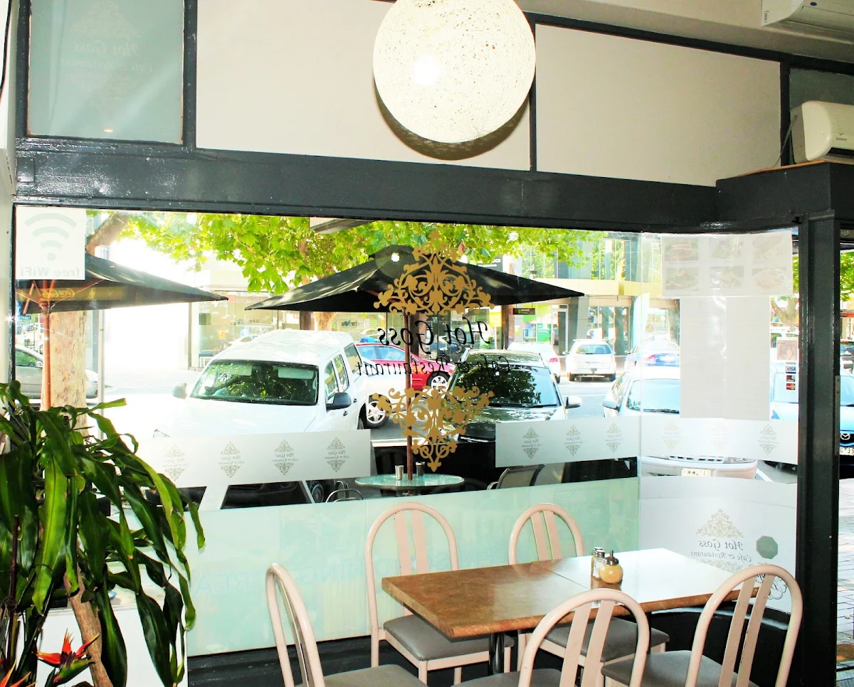 Vibe, Lokal Cafe 3030