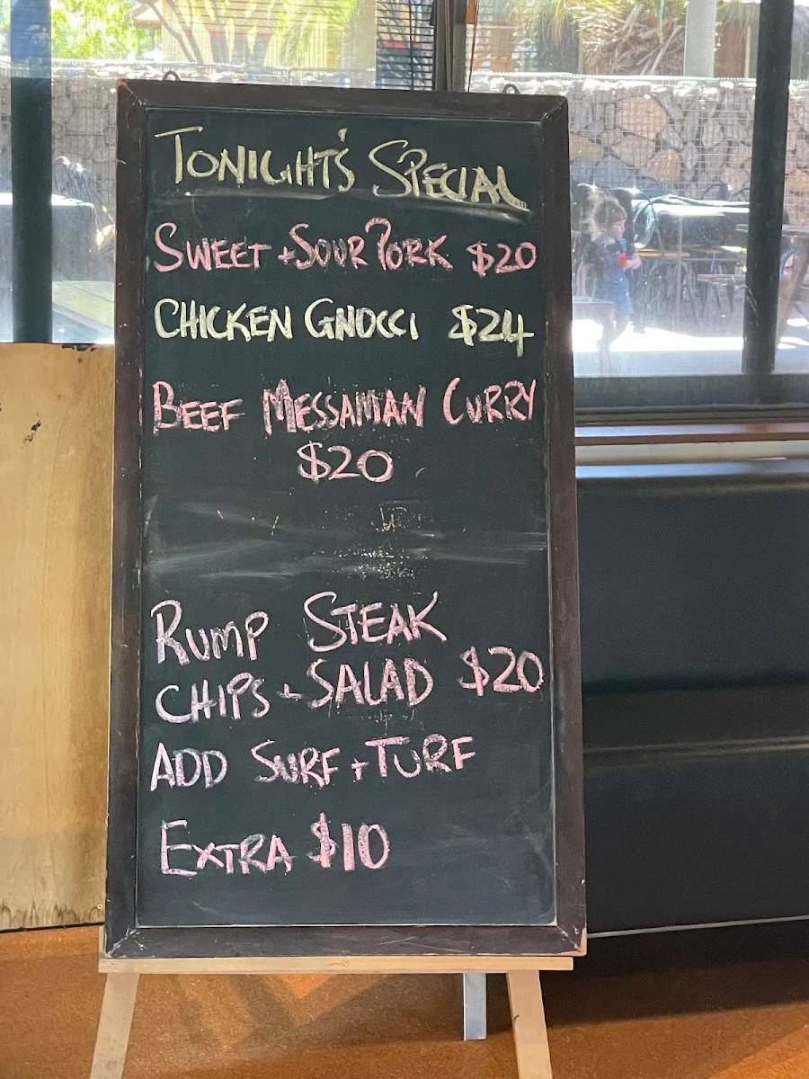 Menu, Pannawonica Tavern