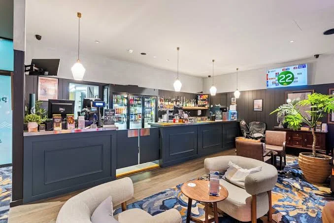 Vibe, Brighton Hotel