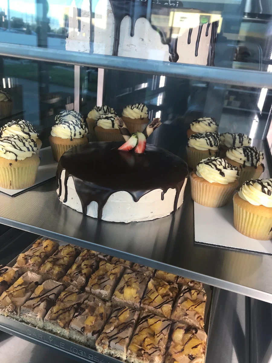 Vibe, Pastry Box