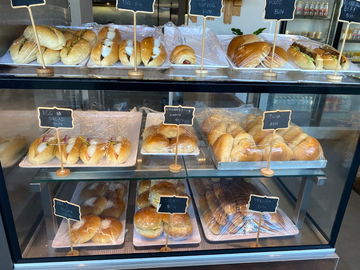 Vibe, Pastry Box
