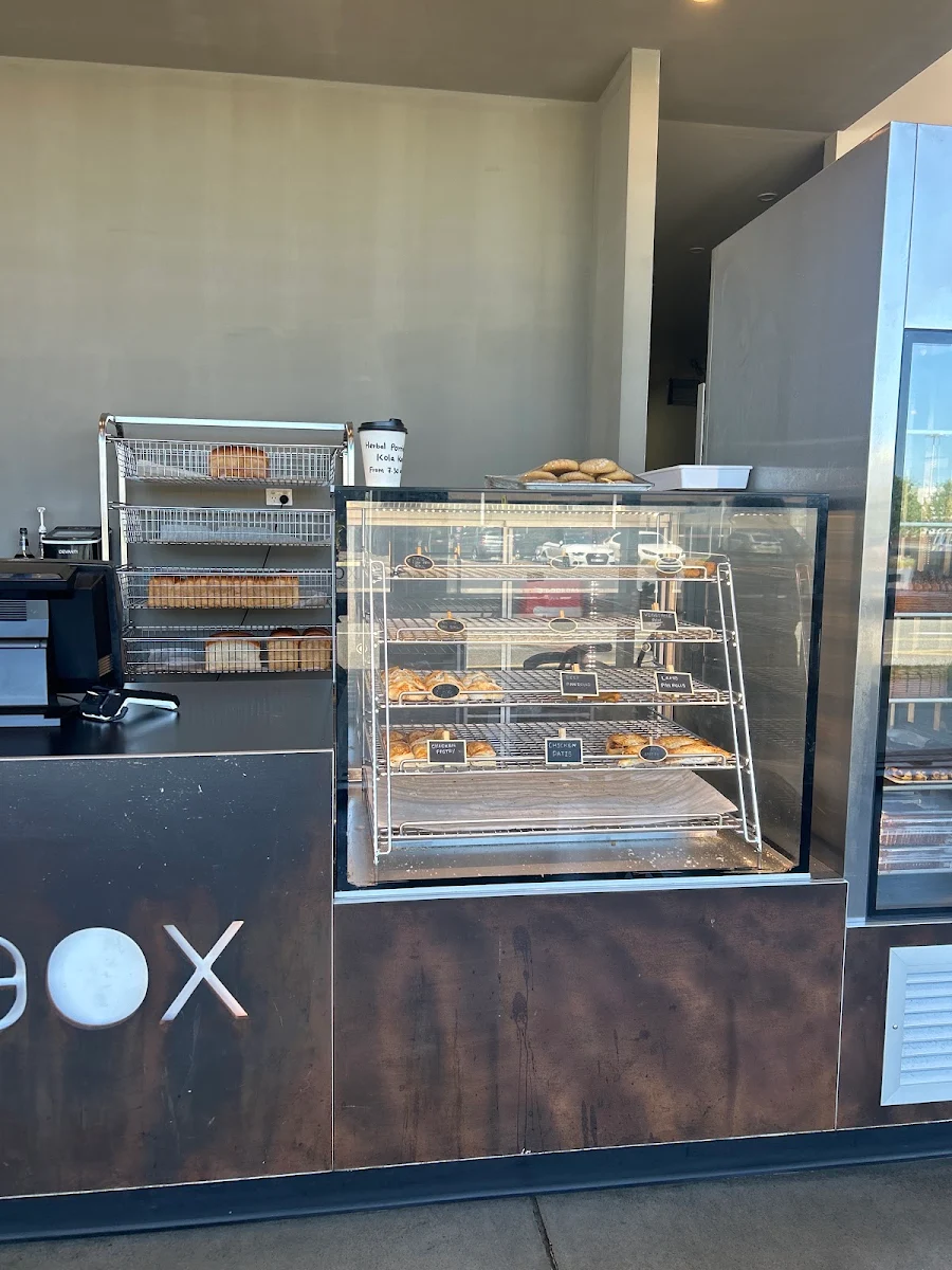 Vibe, Pastry Box