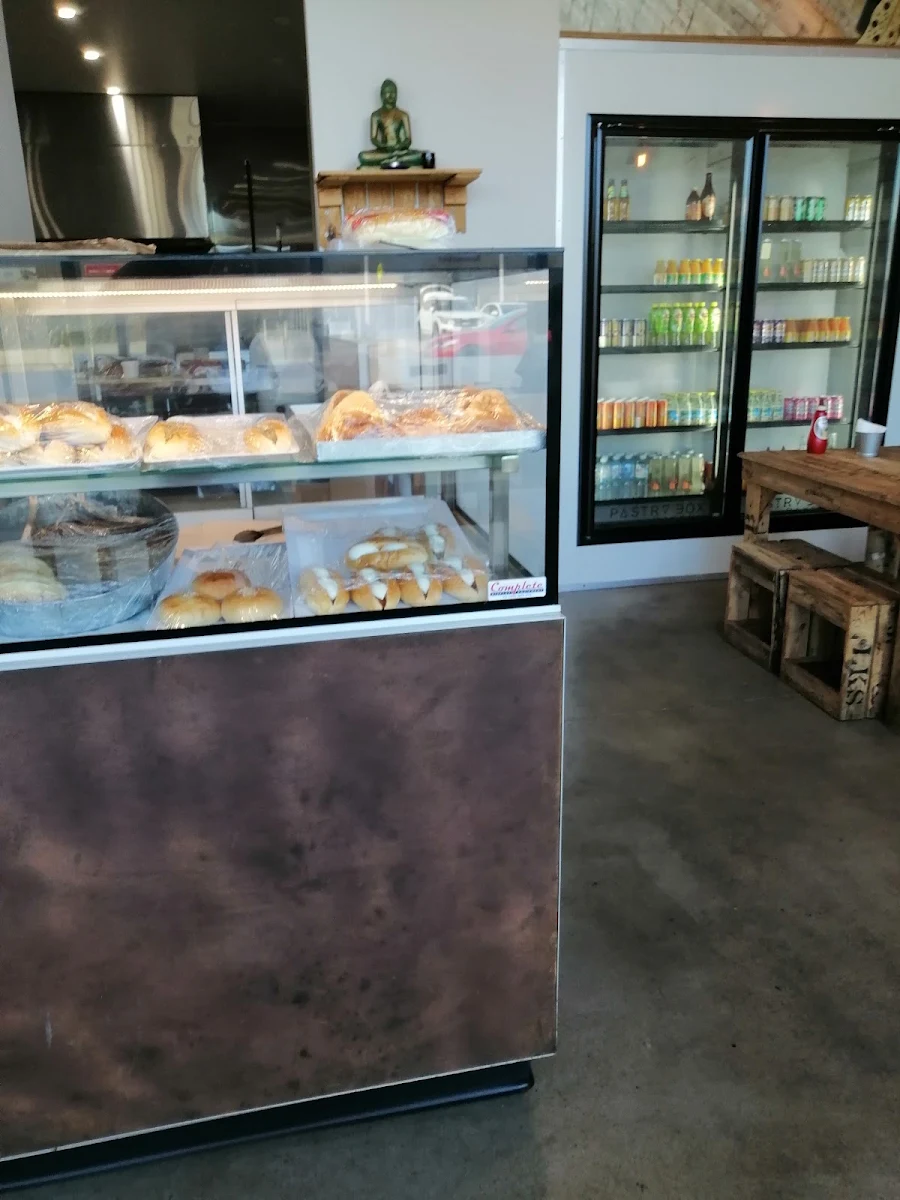 Vibe, Pastry Box