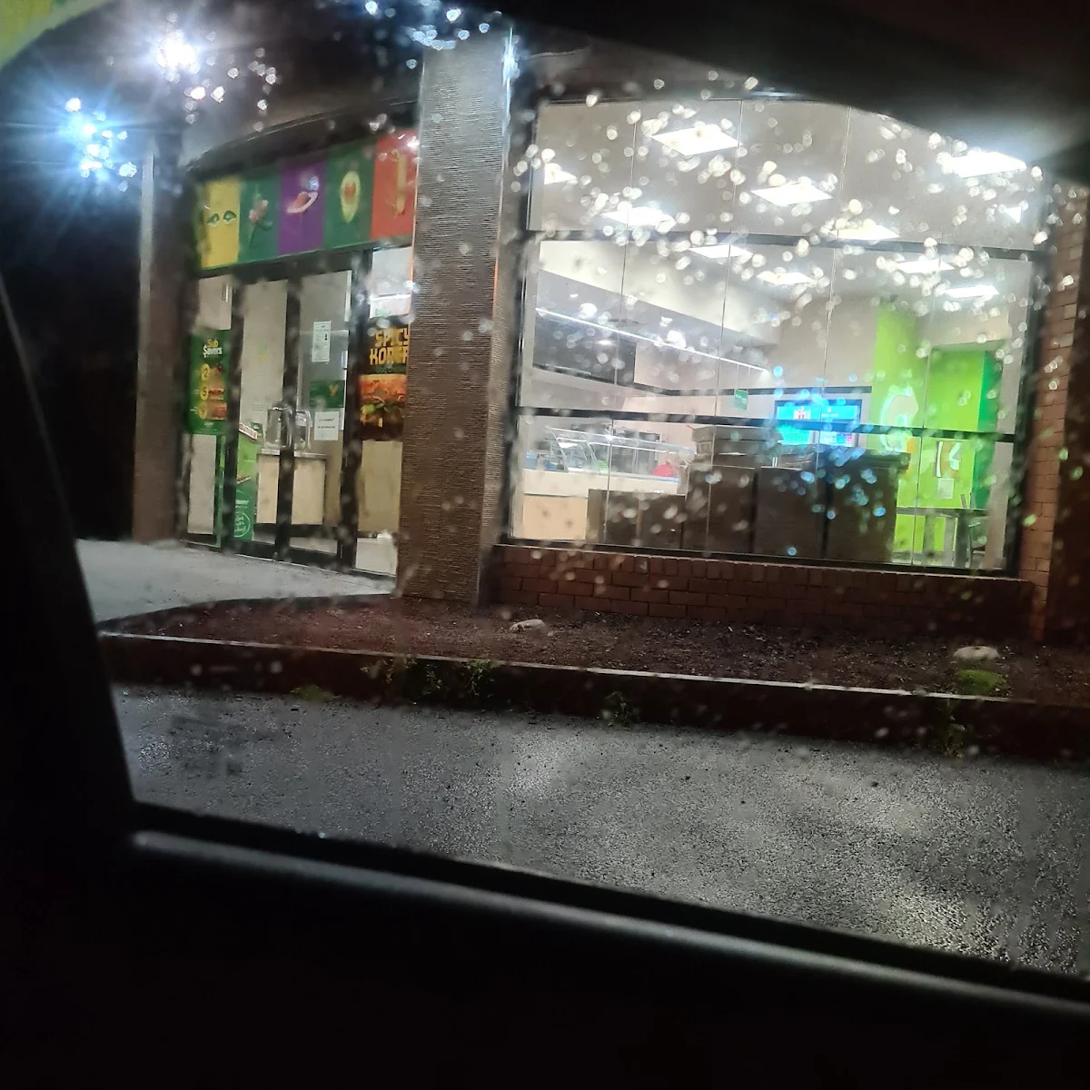 Vibe, Subway Newport