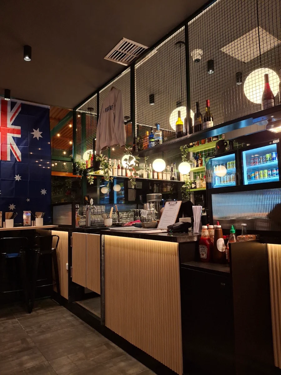 Vibe, Burgerooze Whittlesea
