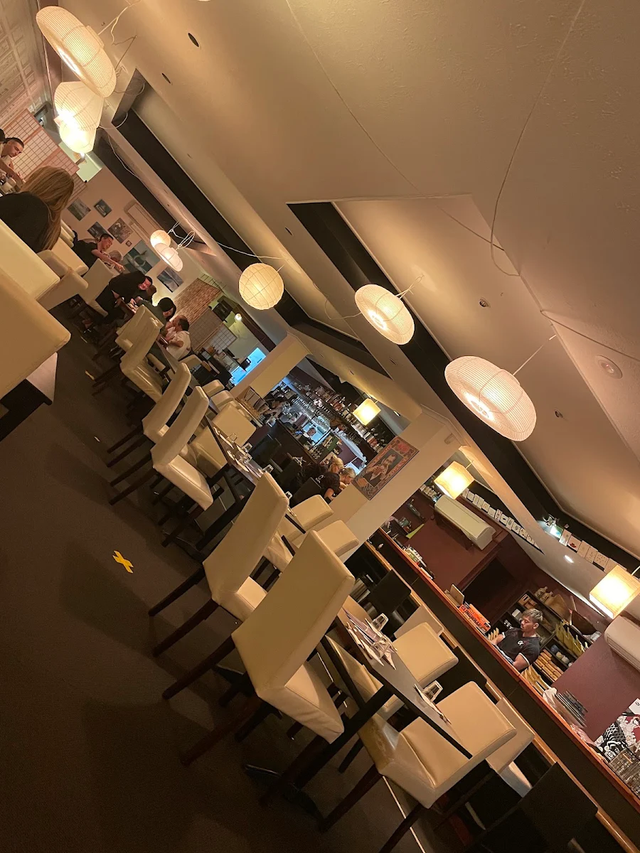 Vibe, Itoshin Japanese Restaurant Mermaid Beach