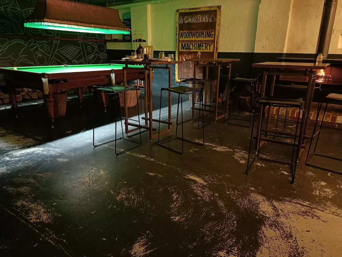 Vibe, Stray Neighbour Restaurant & Bar Preston