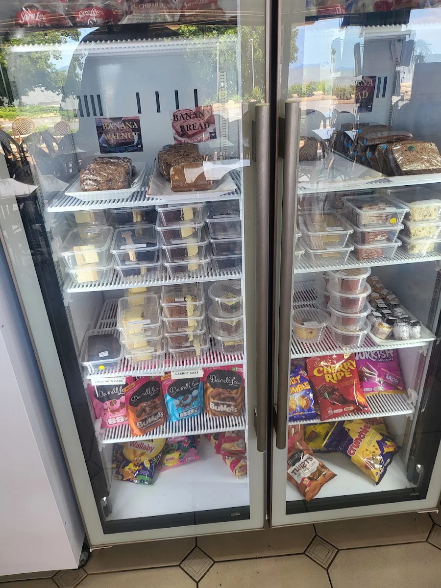 Vibe, Cardwell Seaview Deli Cafe