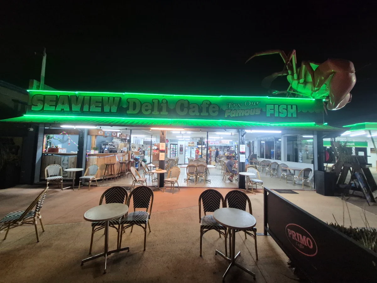 Vibe, Cardwell Seaview Deli Cafe