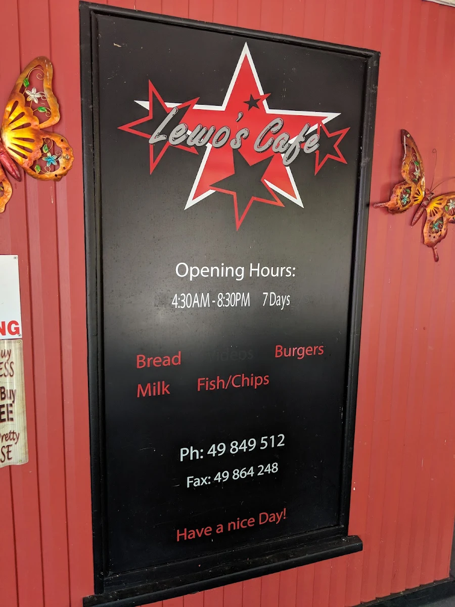 Menu, Lewo's Cafe