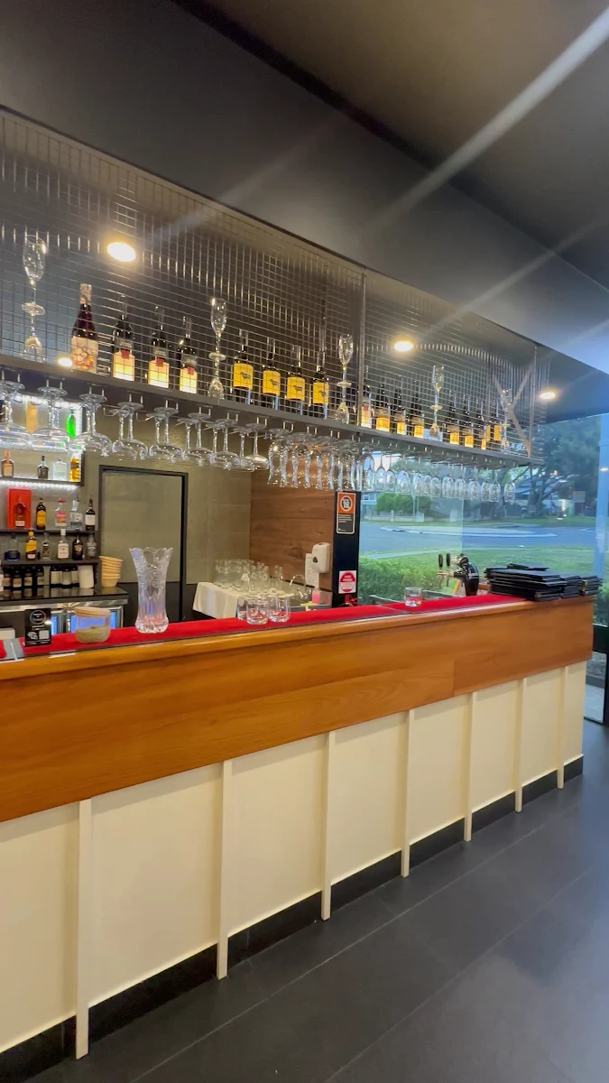 Vibe, SAFFRON AND SPICE INDIAN RESTAURANT AND BAR