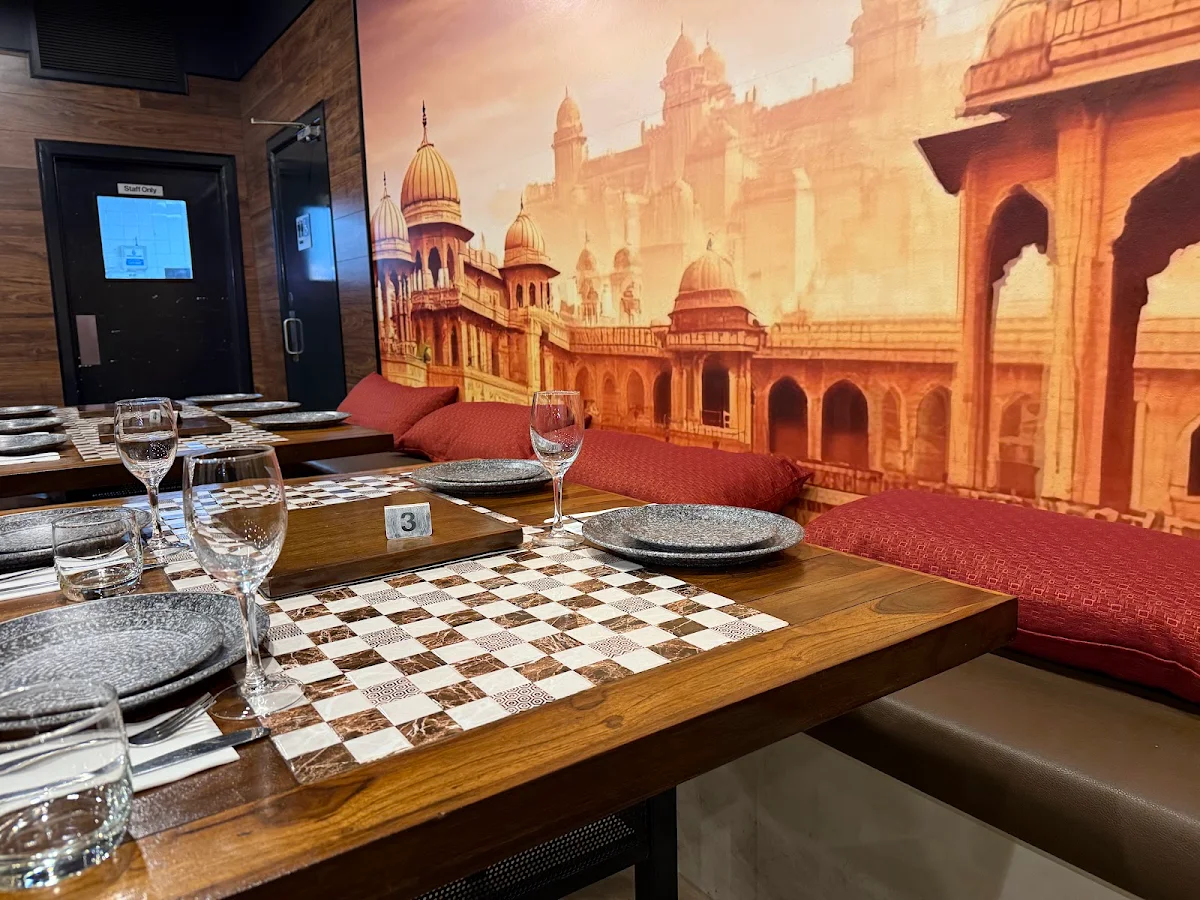 Vibe, SAFFRON AND SPICE INDIAN RESTAURANT AND BAR