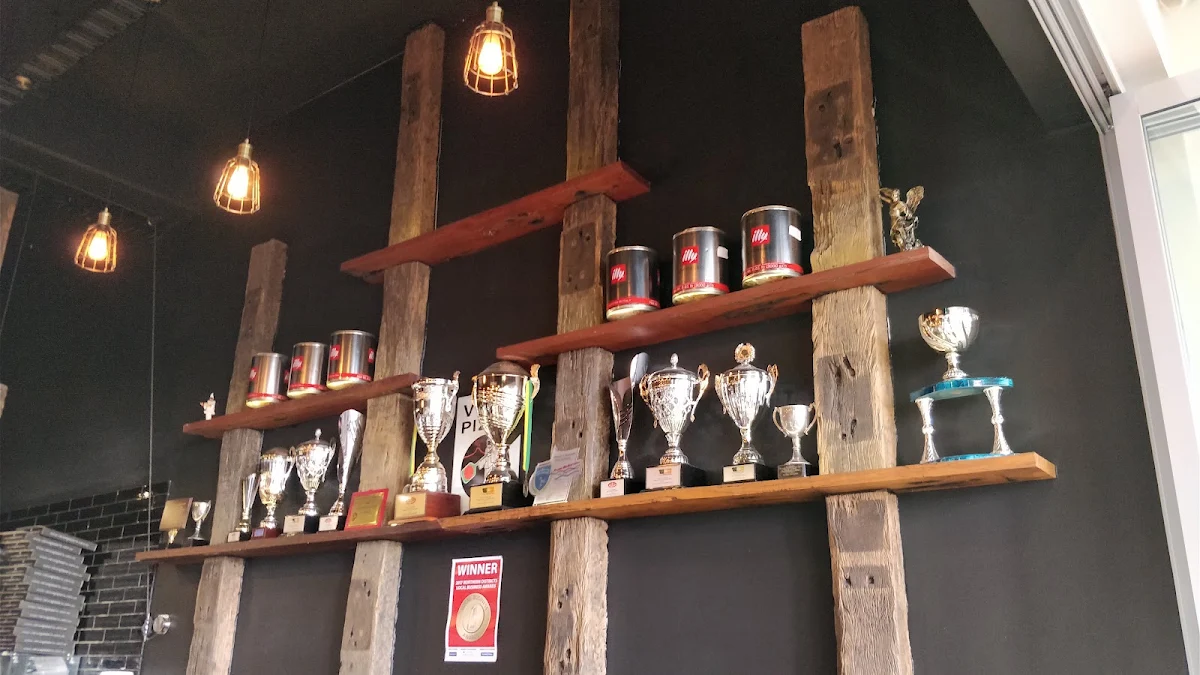 Vibe, Verace Pizzeria
