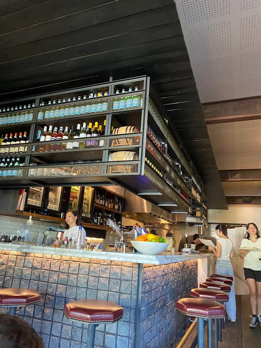 Vibe, Locale Sourdough Pizzeria