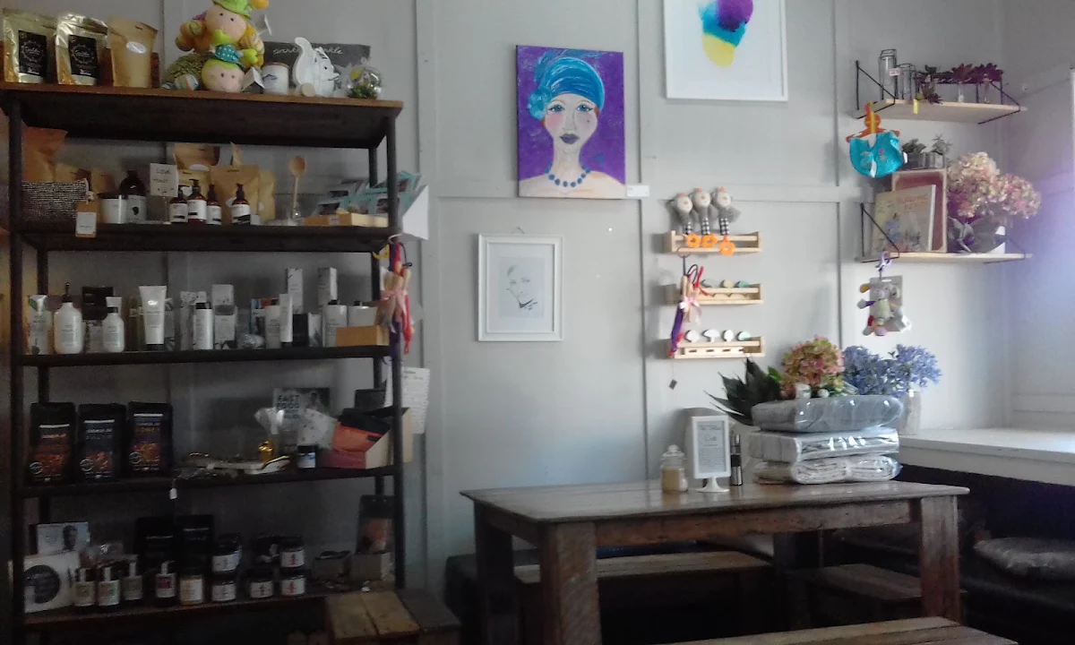 Vibe, The Timber Crate