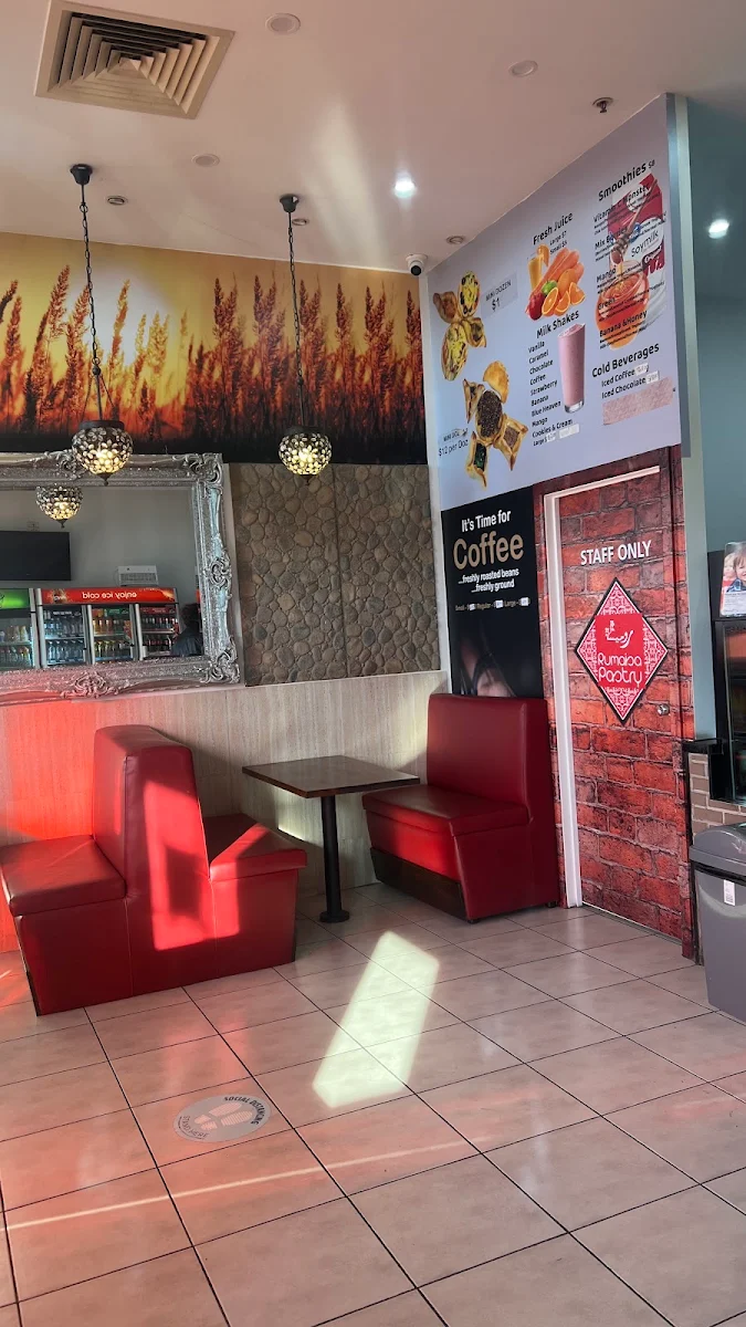 Vibe, Rumaisa Pastry