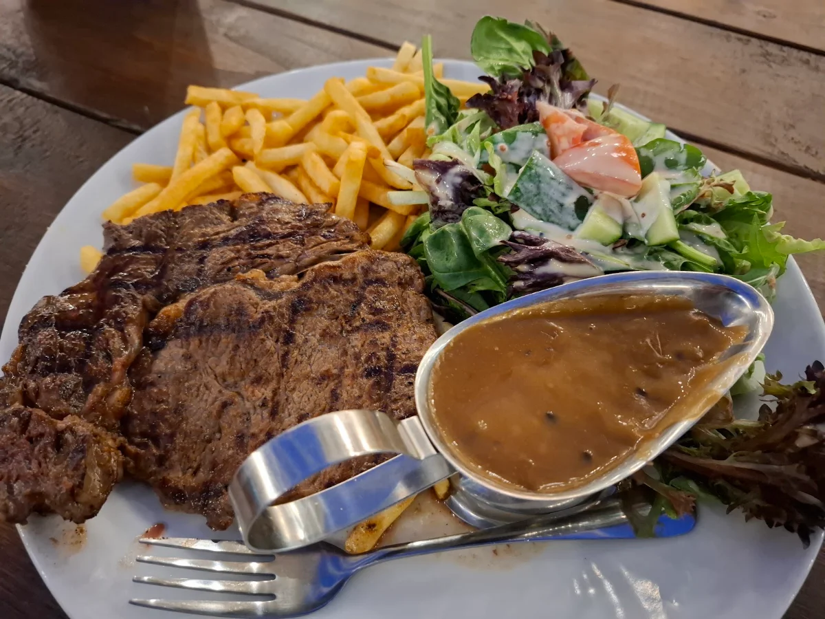 Food & drink, The Valley Bistro
