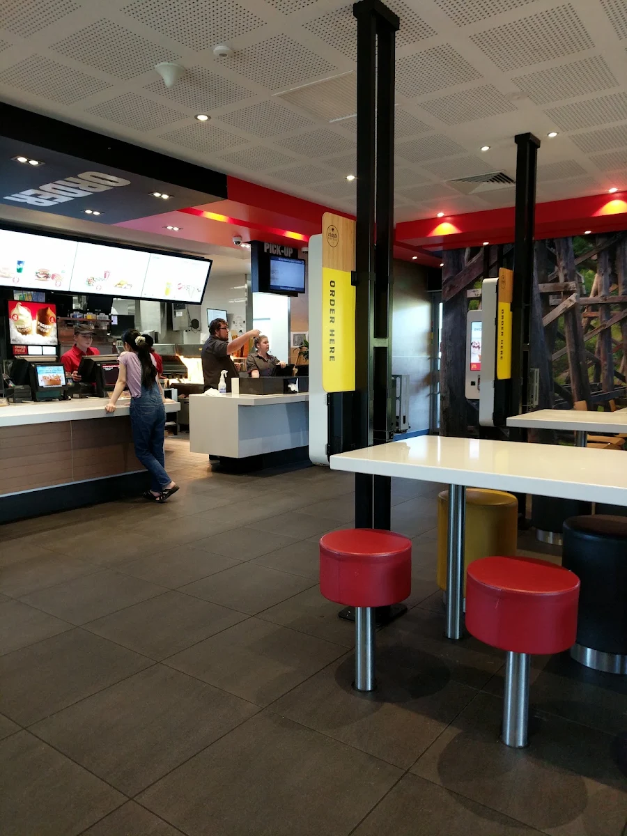 Vibe, McDonald's Tecoma