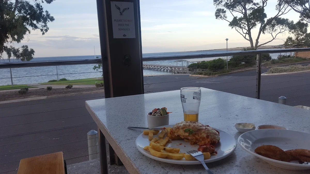 Food & drink, Streaky Bay Hotel-Motel