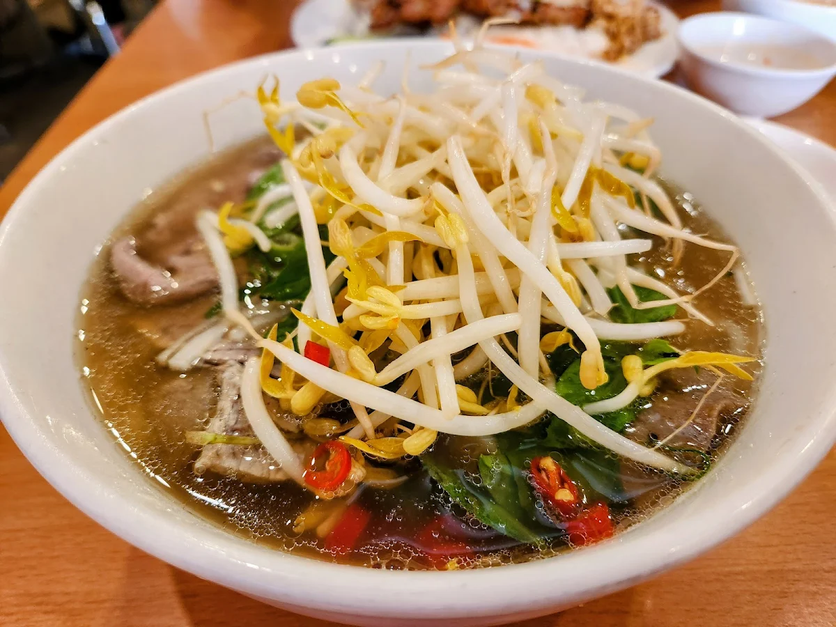 Food & drink, Hao Phong
