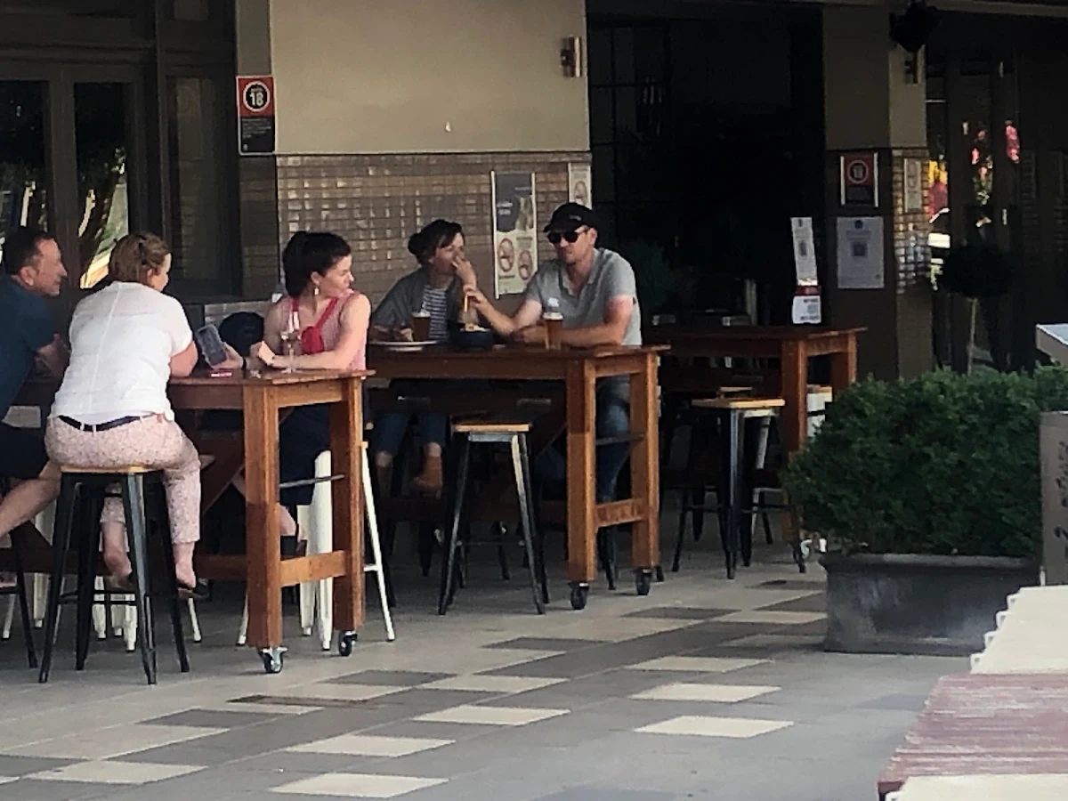 Vibe, The Royal Hotel QBN